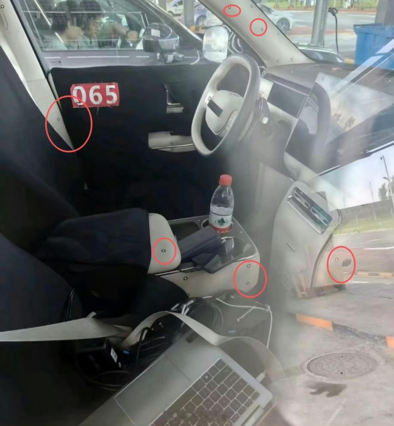 如果，30多万，这个内饰风格的小米，还带个移动中岛，各位能接受么？小米汽车