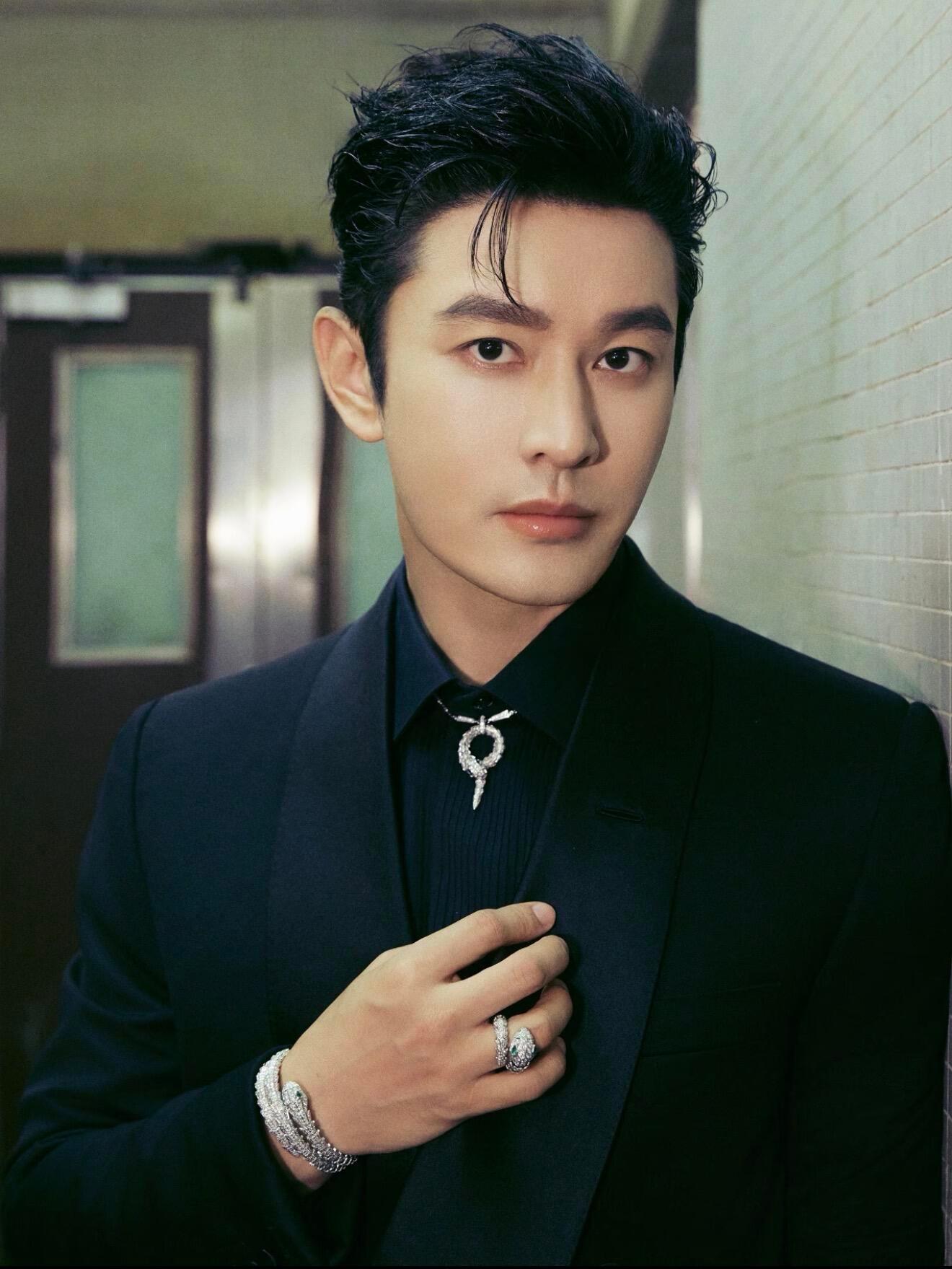 黄晓明没有好角色和剧本宁可休息黄晓明这个年纪的心态没有好角色和剧本就选择休息，黄