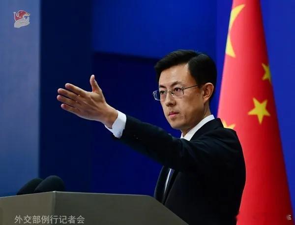 【打脸特朗普啊，毫不留情！[话筒]】24日，外交部发言人直接否认了美方所谓的“近