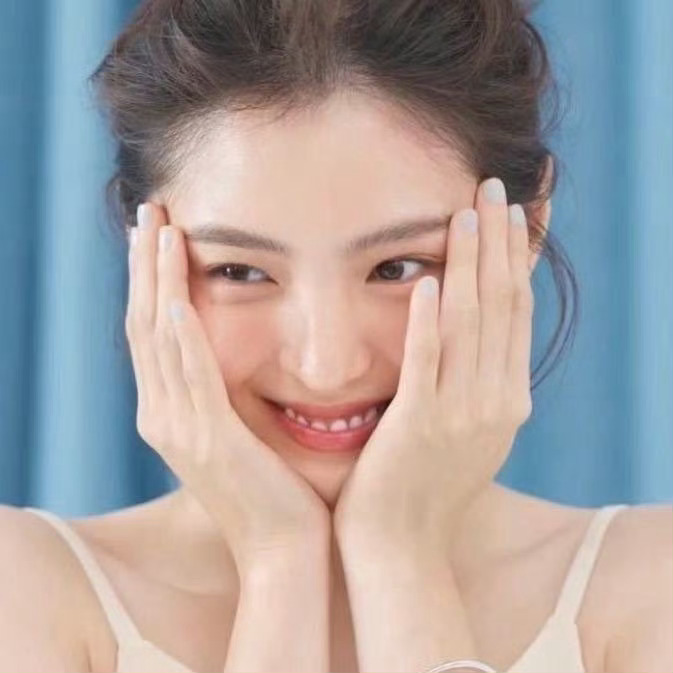 高级感头像｜女生头像极简女头｜冷门小众｜高清头像丨ins冷淡 ｜文艺范｜氛围感拉