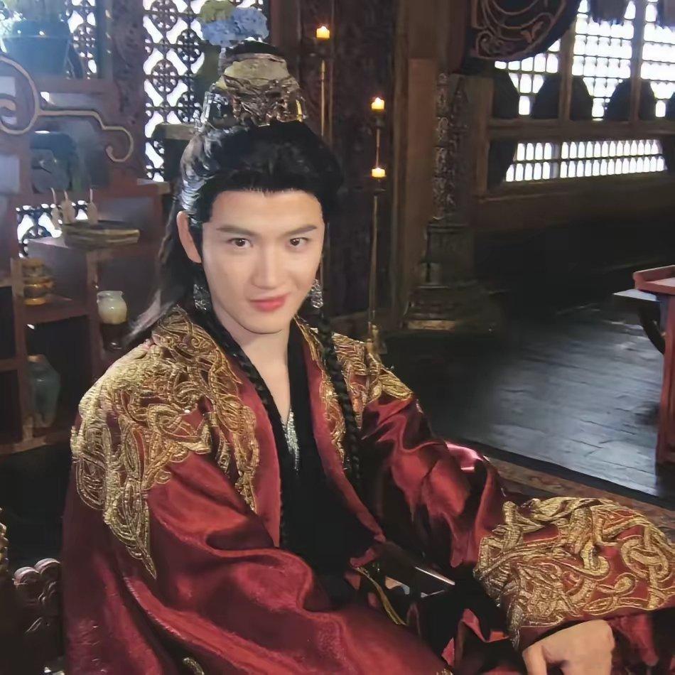32岁的秦天宇​给内娱所有演员上了一课​不管你在剧中饰演男几号，只要演技足够好，