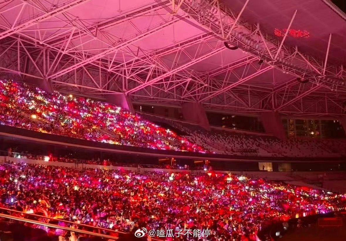 时代少年团人气真的三分天下了吧 红海 紫海 青海 ​​​