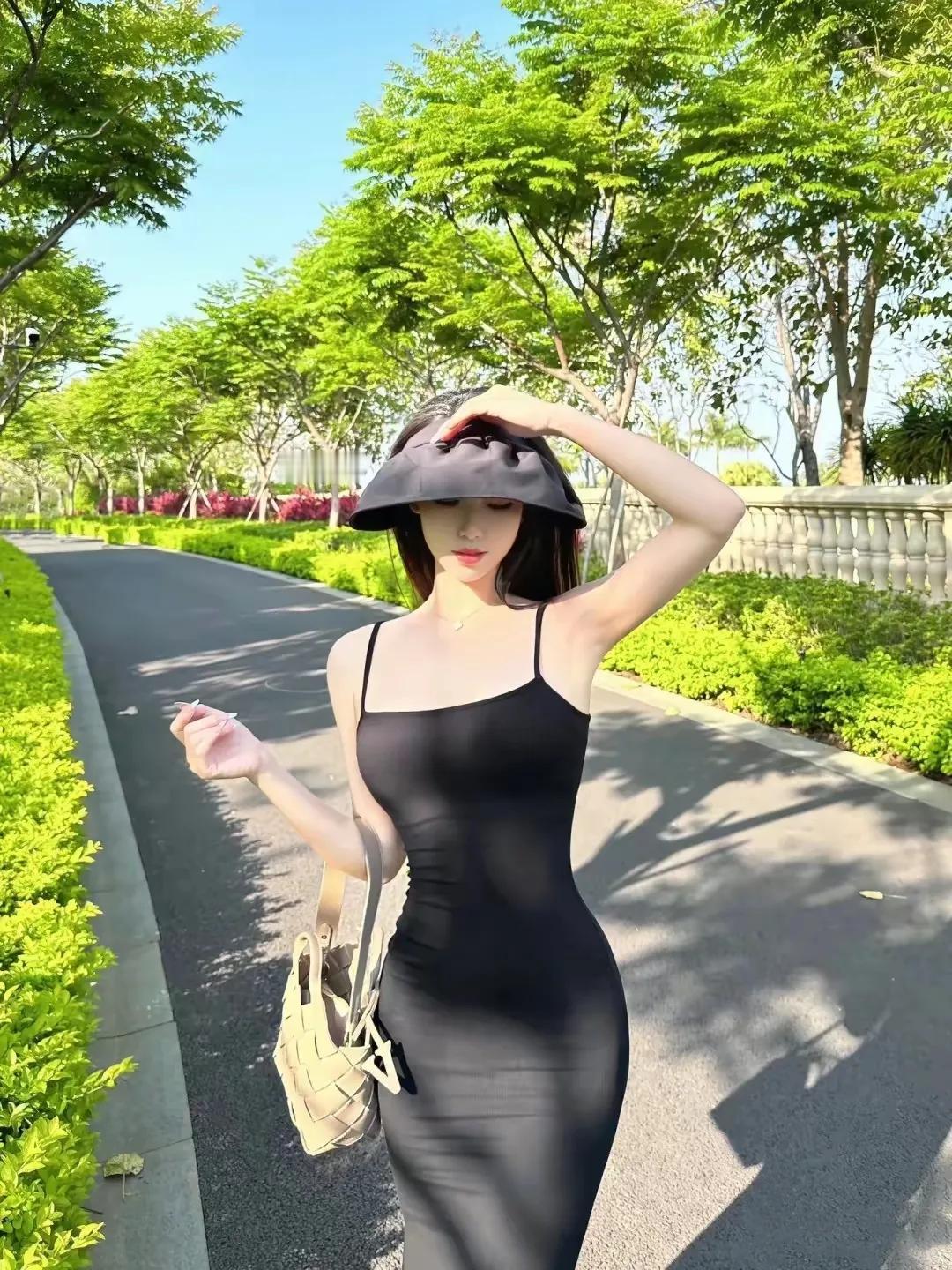 人生是只能出发一次的旅行，
我们其实一直在路上。
