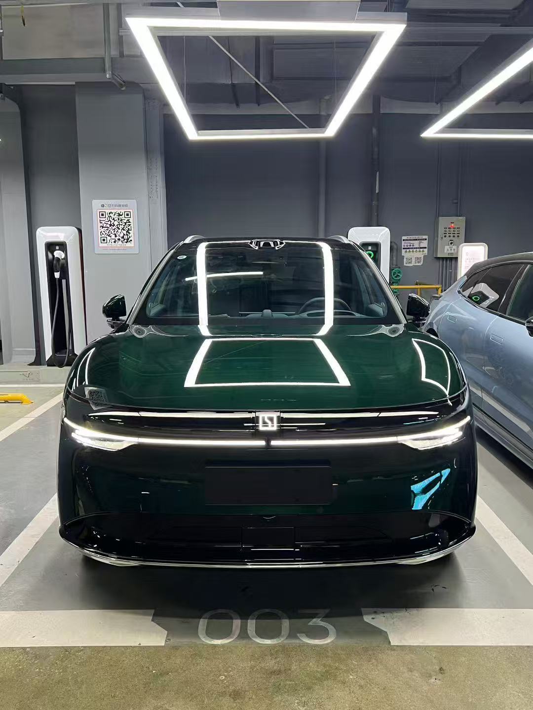 作为极氪7X的车主，看到它最近被央视“点名”去工厂做了场安全大考，一点也不意外。