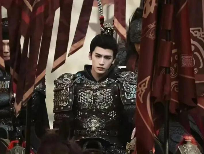 《逐玉》因男主太帅被嘲，观众为何对“粉底液将军”较真？→-app/#/conte