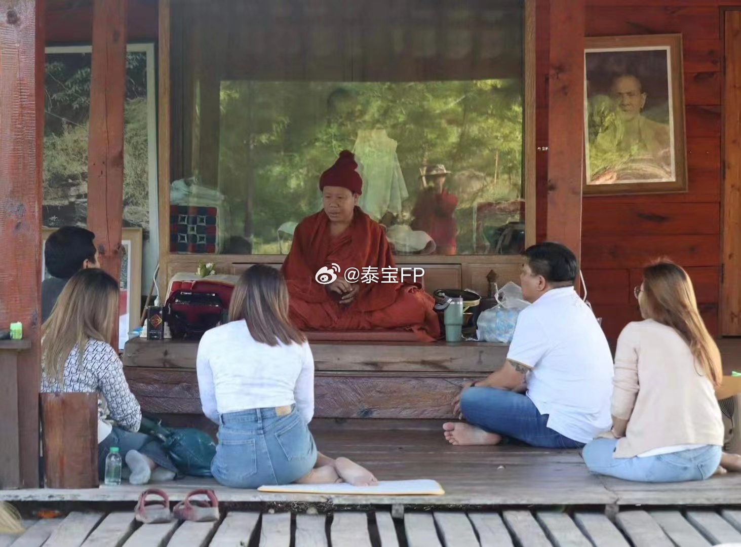 “除了与佛陀弟子的缘分之外，无论贫困与富贵都能戴上古巴的圣物，获得古巴的加持。古