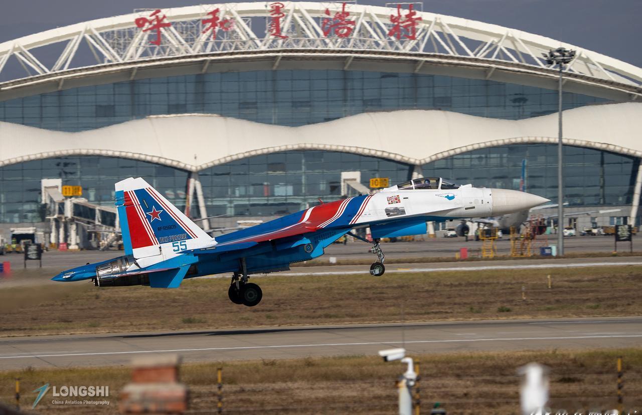 第一次到内蒙，拍个俄罗斯勇士飞行表演队苏-35战斗机过站打卡照，六点起床，10点