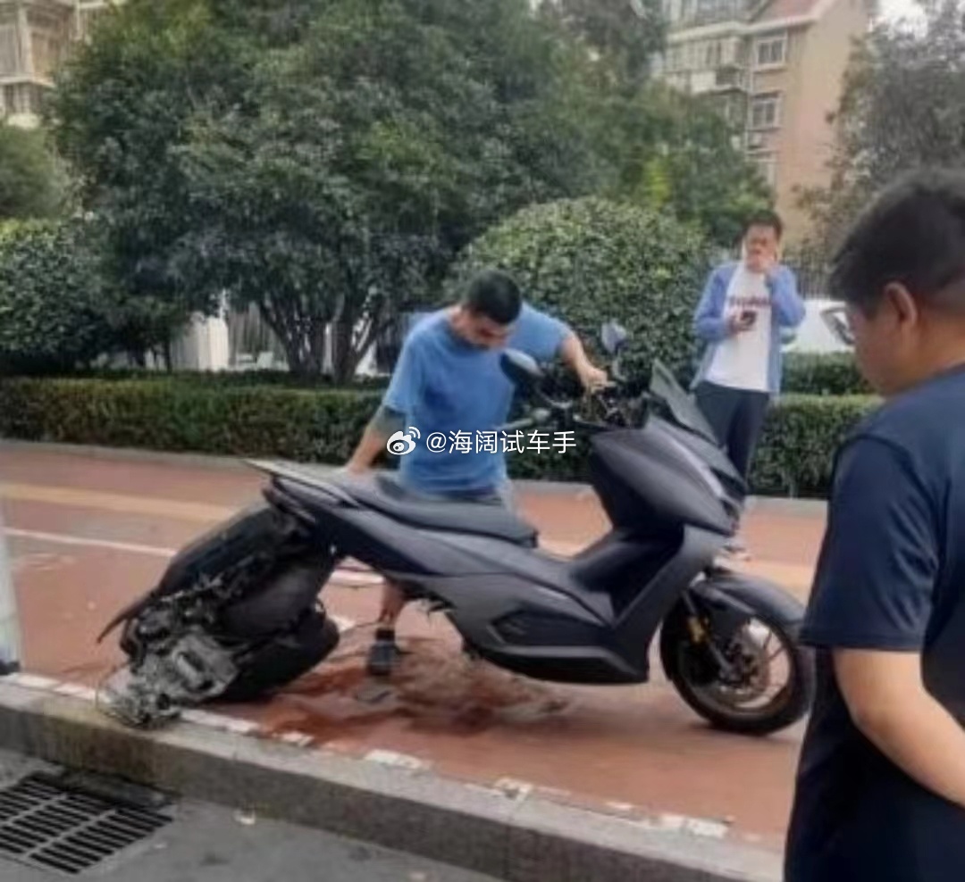 这辆车怎么这种造型啊？？？海阔试车超话