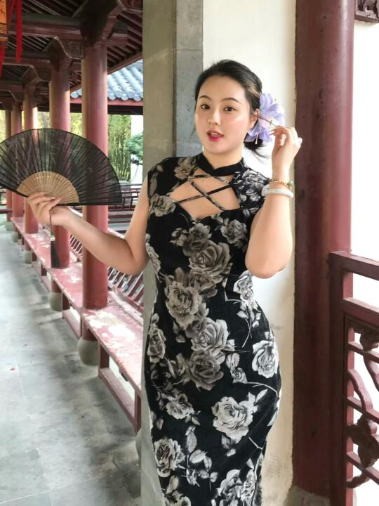 国风美人养成记｜穿旗袍前的小心机被我拿捏