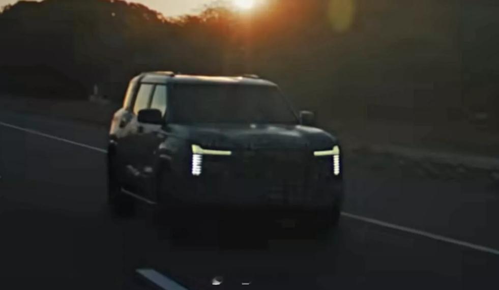 新一代三菱帕杰罗渲染图 【新车渲染】是否还记得这句话：“越野不止酷路泽，还有山猫