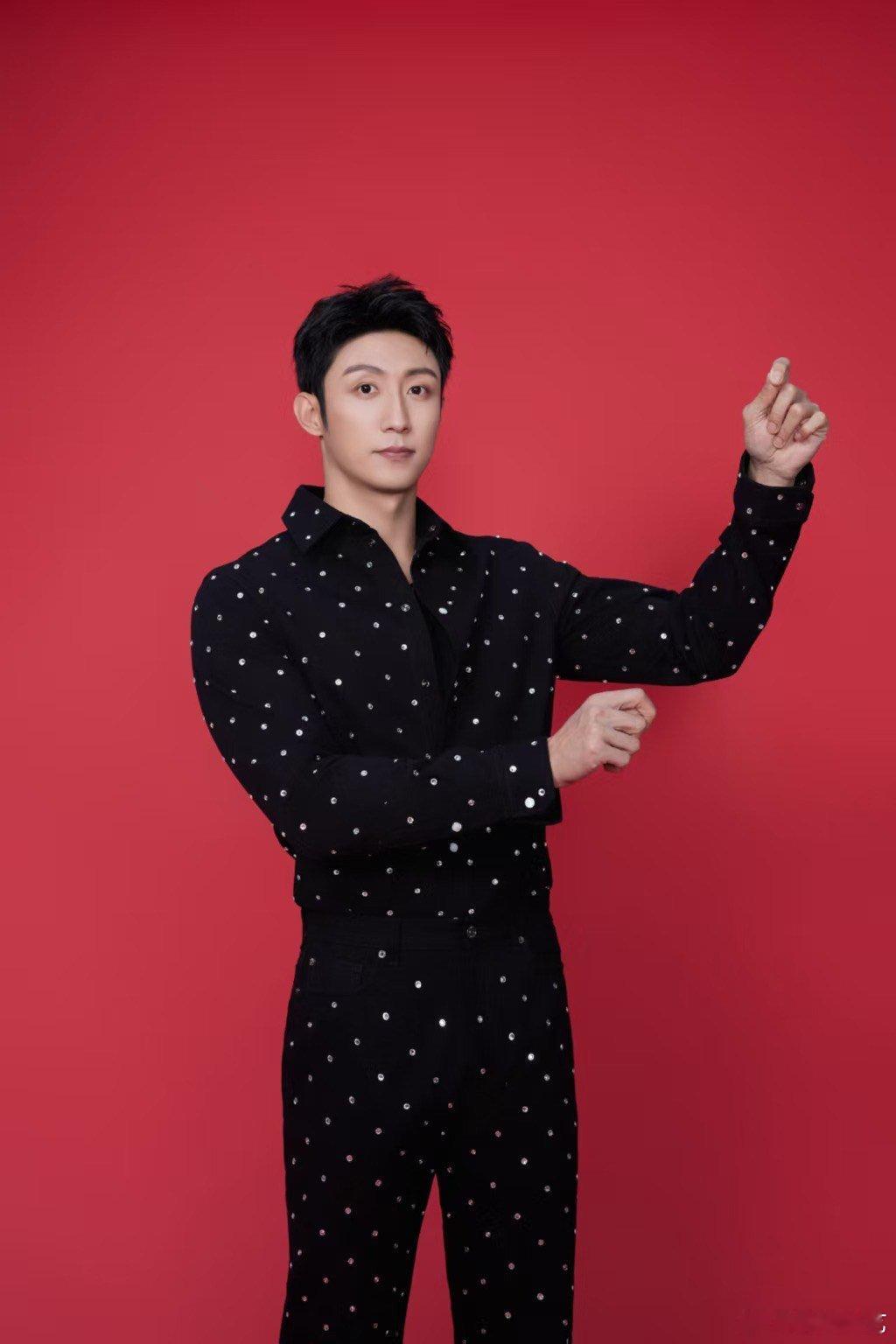 黄景瑜回应速度黄景瑜工作室回应速度 黄景瑜工作室回应：只是朋友正常聚会，不必过度