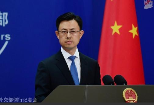 中方回应美军南海坠机，愿提供人道主义协助，网友：杀人诛心啊！

27日的记者会上