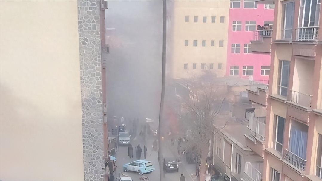 阿富汗喀布尔一中餐馆遇袭致中国公民1死1重伤，伊斯兰国宣布负责

当地时间1月1