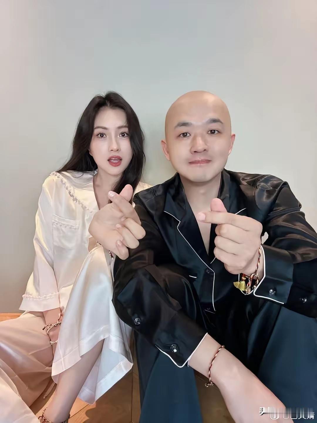 包贝尔这个人，把"闷声发大财"几个字玩到了极致。
表面上看起来，他在娱乐圈好像默