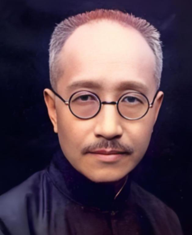 1953年9月18日，毛泽东在会场当众怒斥梁漱溟，全场几百人噤若寒蝉。会后没几天