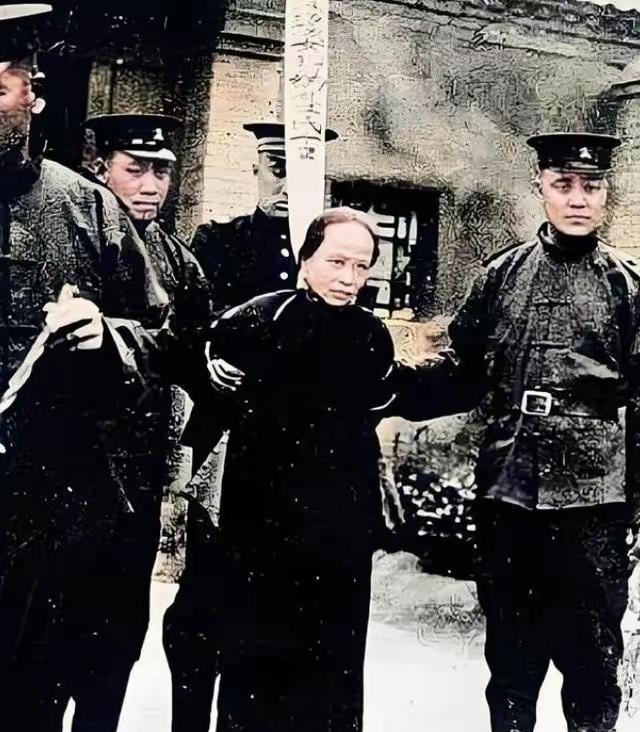 1950年， 蒋介石 “姐姐”被抓，她的处理意见上报至首周总理，周总理亲自去跟毛