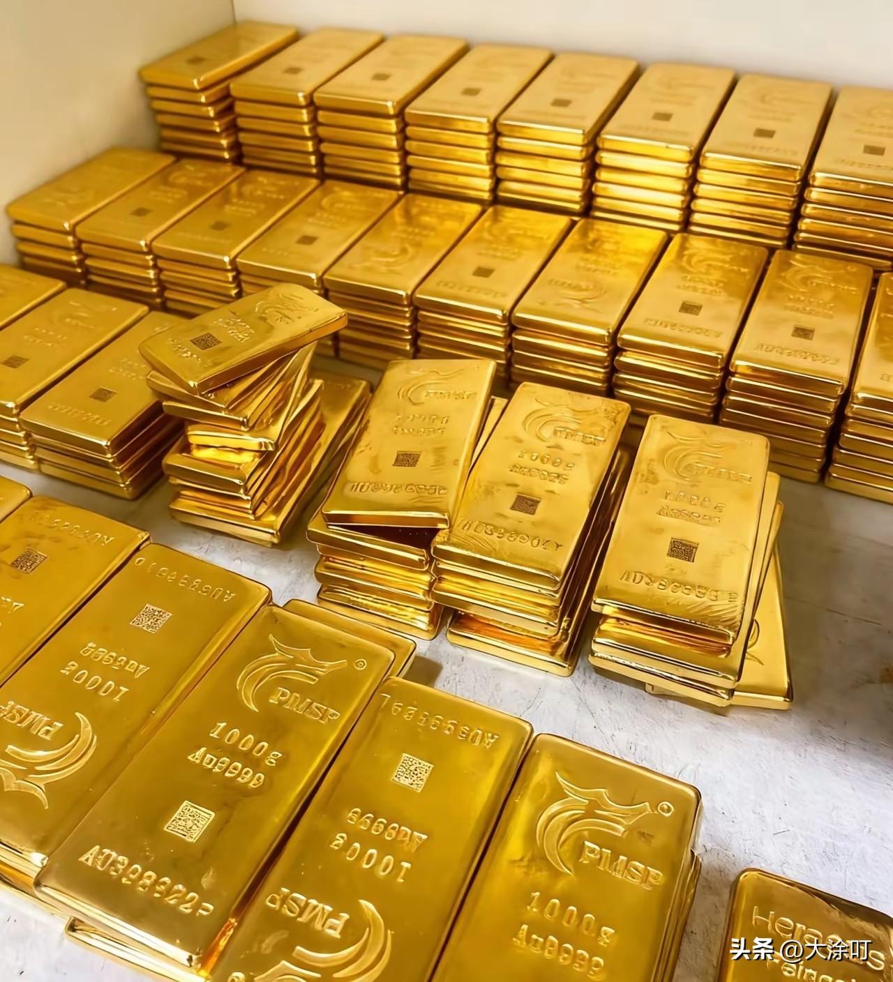 这个月内金价是不会再破1000了！

能守住900就不错了，
短期内不可能再上1