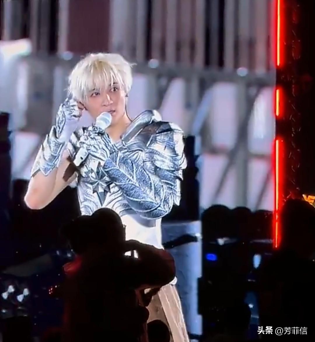 演唱会唱到一半全额退票，薛之谦这波操作让人肃然起敬了……
3月29号晚上，薛之谦