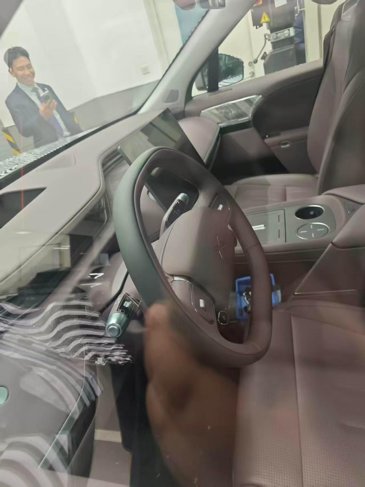 某书刷到小鹏GX的内饰还是第三张好看一些小鹏gx新科技旗舰小鹏gx来了