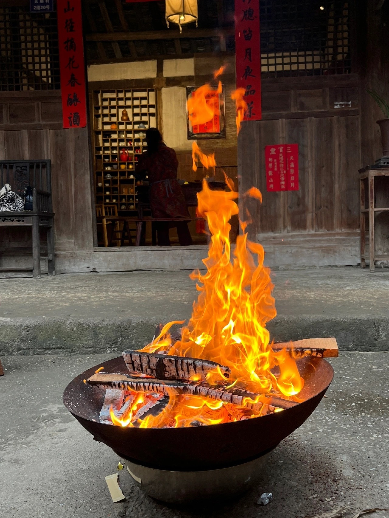 你们如果有利润可以留下赌大，没利润就别玩了。赌一把说不定还有15-20点吃的。要