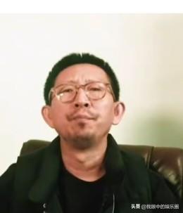 丁太升反对神话刀郎

刀郎复出轰动歌坛，对于刀粉对刀郎过分赞誉和追捧的现象，乐评