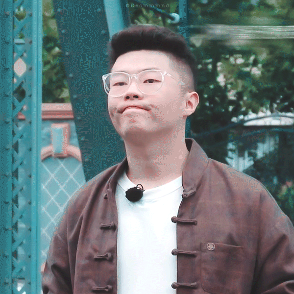 你咋知道我喜欢的是有得吹没得黑的周九良啊