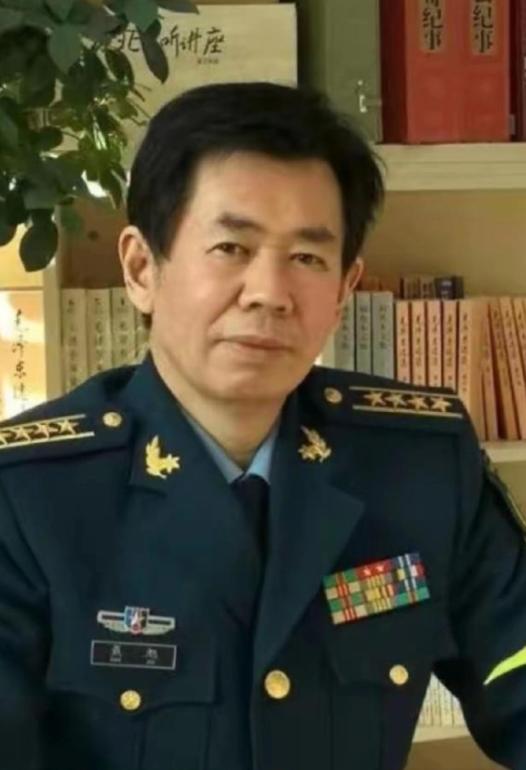 最大的台独分子，再也藏不住尾巴，终于露出来了肮脏的脑袋！原来，最大的台独分子不都