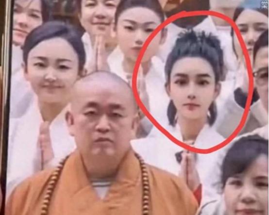 女子谈释永信，她们姐妹住少林寺3天收费1万，争着往释永信房间跑

 
少林寺，这