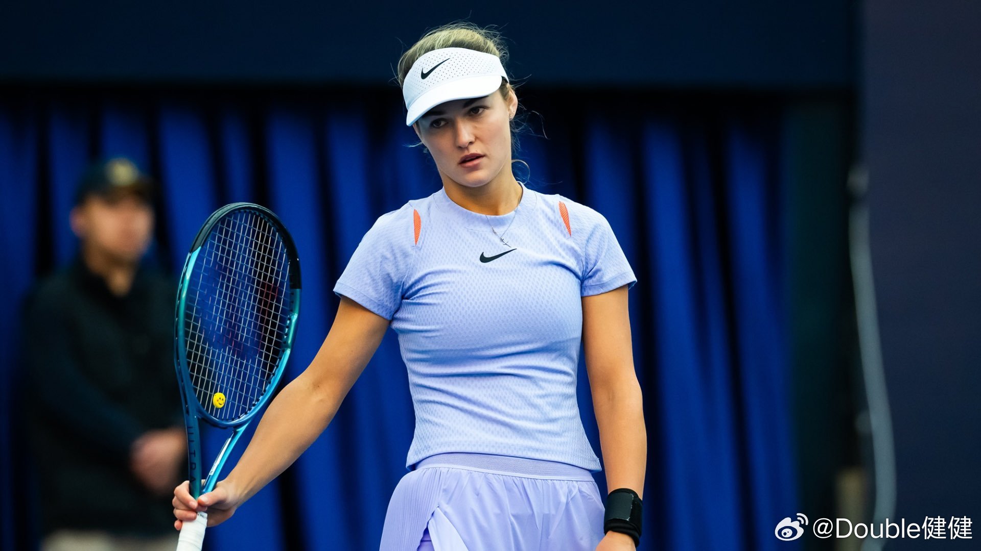 今年巡回赛退赛次数最多的球员：WTA卡林斯卡娅5巴多萨4ATP迪米特洛夫6马哈奇