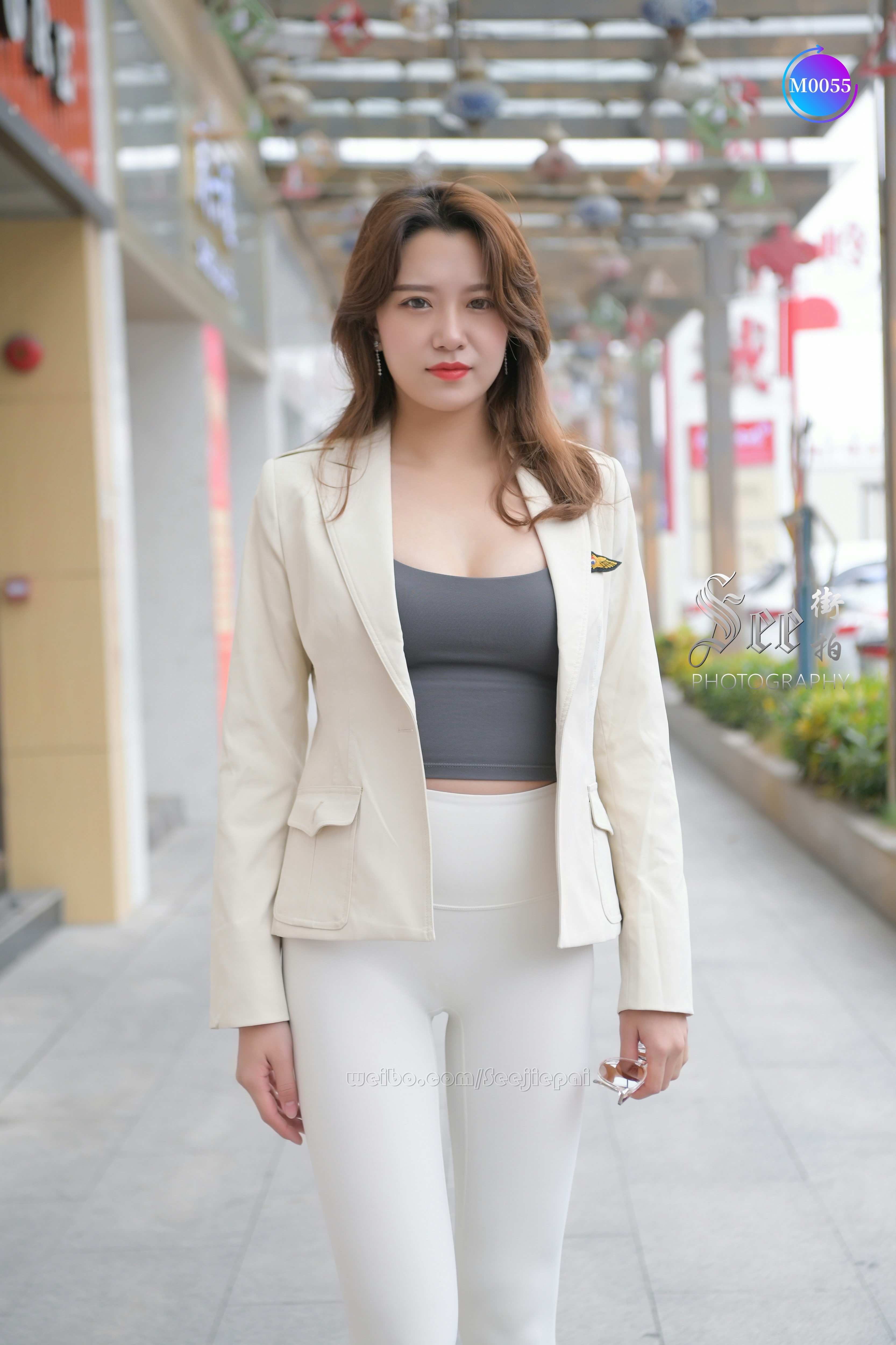 背心运动装，简单显身材~~ ​​​