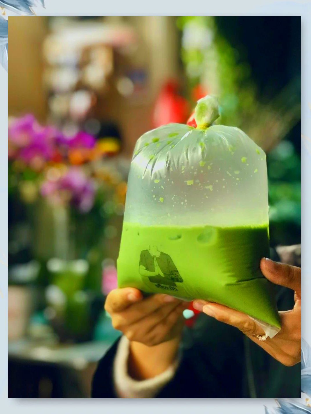 喝完泰奶差点要见太奶了这辈子最不敢尝试的印度街边的奶茶，用袋子包装还算干净，最脏