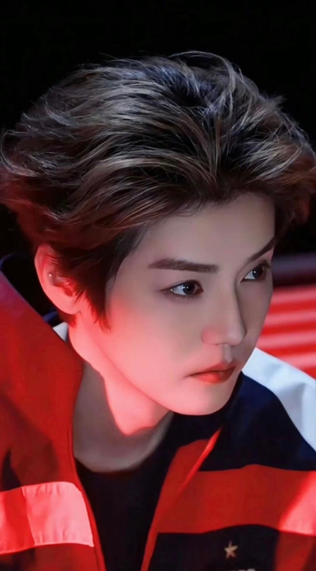 经典钻石双菱形标志💎定格跨越时空的复古运动美学⚽️期待茵宝umbro 品牌代言