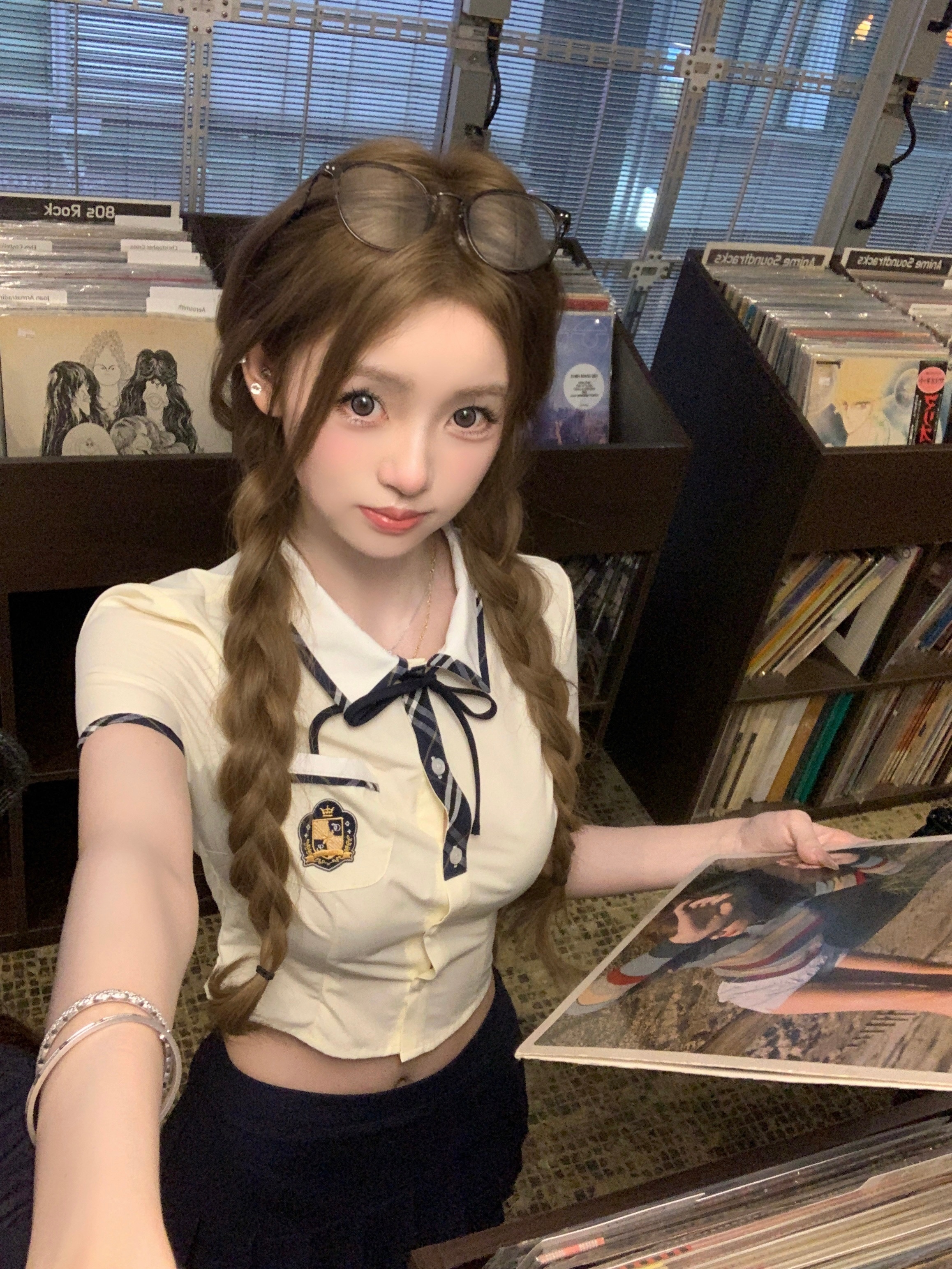国际女高 