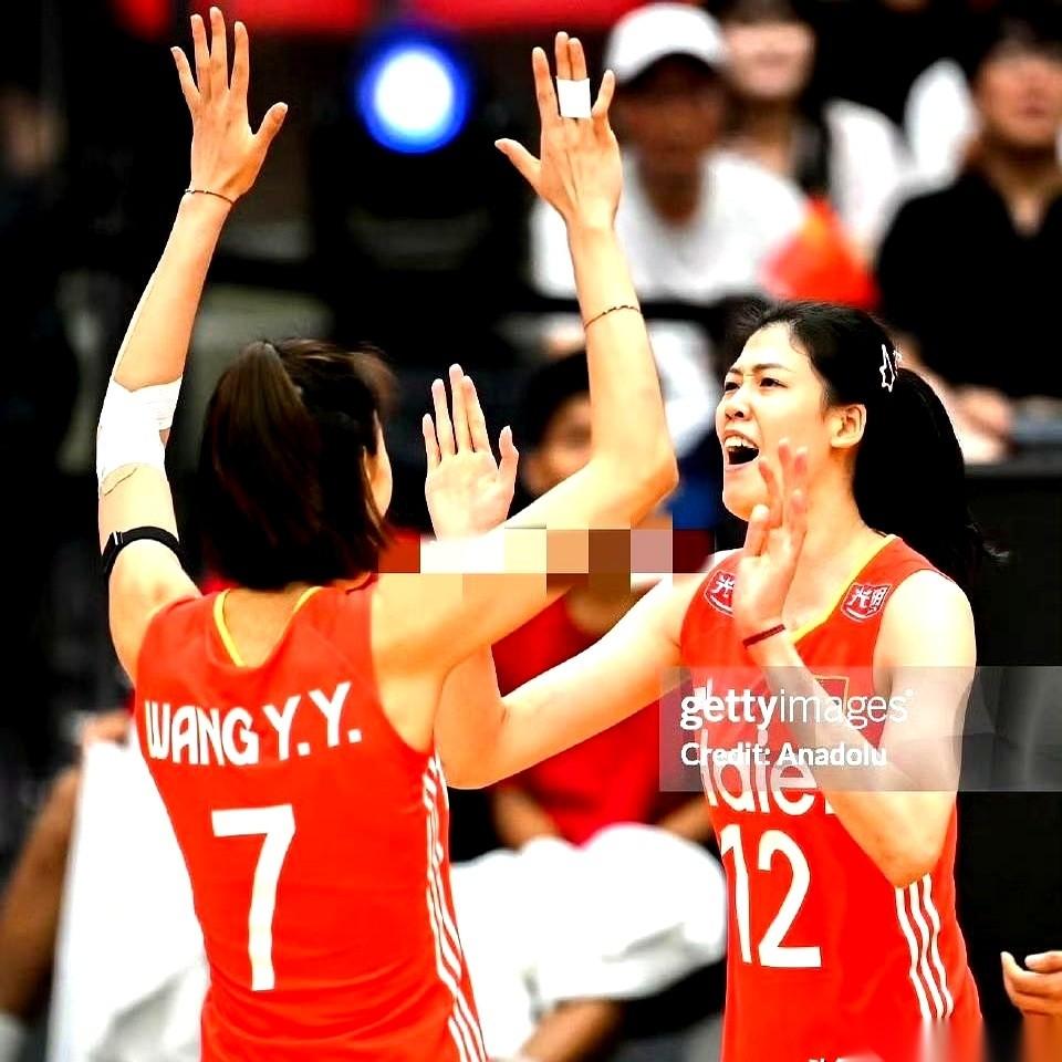 看到12号和7号这两个号码，我直接愣住了。
真的，一瞬间脑子都空白了。
一开始还