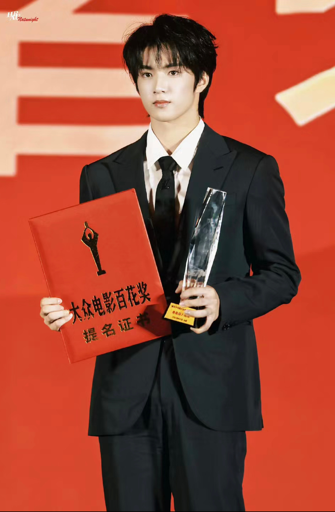 #刘耀文百花奖生图# 刘耀文未来可期！恭喜🎉 ​ ​​​