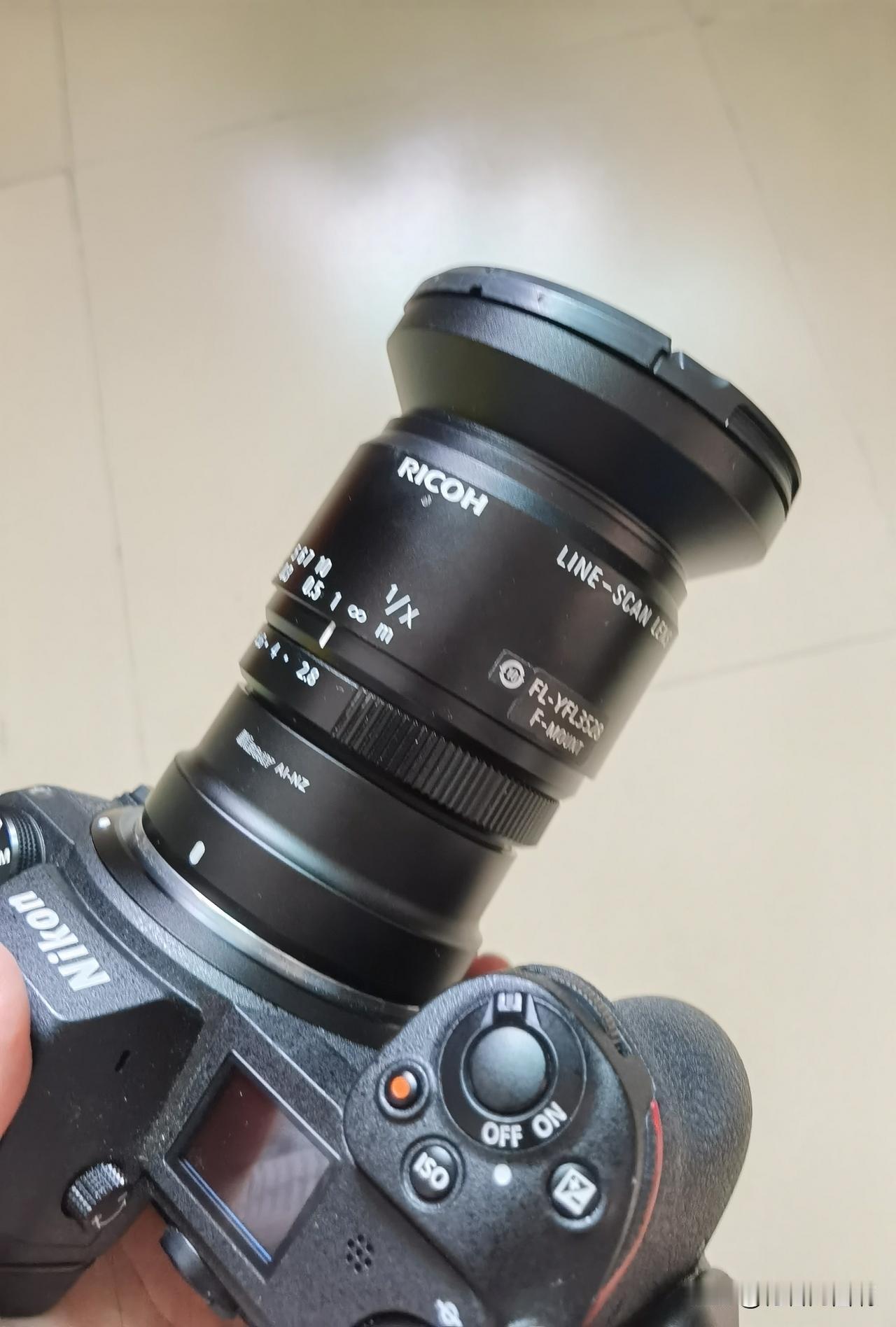 尼康z62+理光35 2.8随手拍
出片跟尼康现在镜头不太一样，拍这种有点阳光的