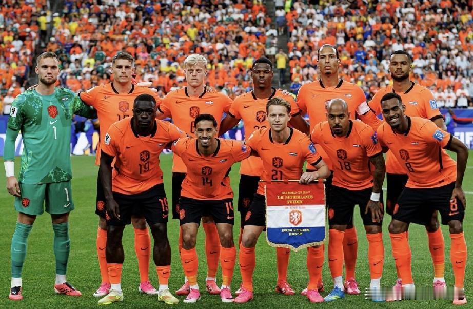 🇳🇱‼️荷兰真的有点东西，横跨三届世界杯，连续14场比赛常规时间不败。

2