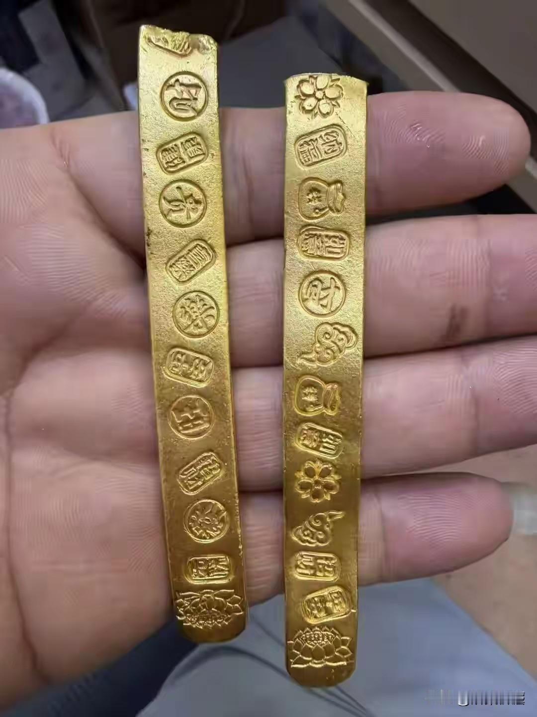 宁夏银川，大姐去早市买菜，突然冲出一名男子抱住她的腿，谎称她踩了自己的50块钱，