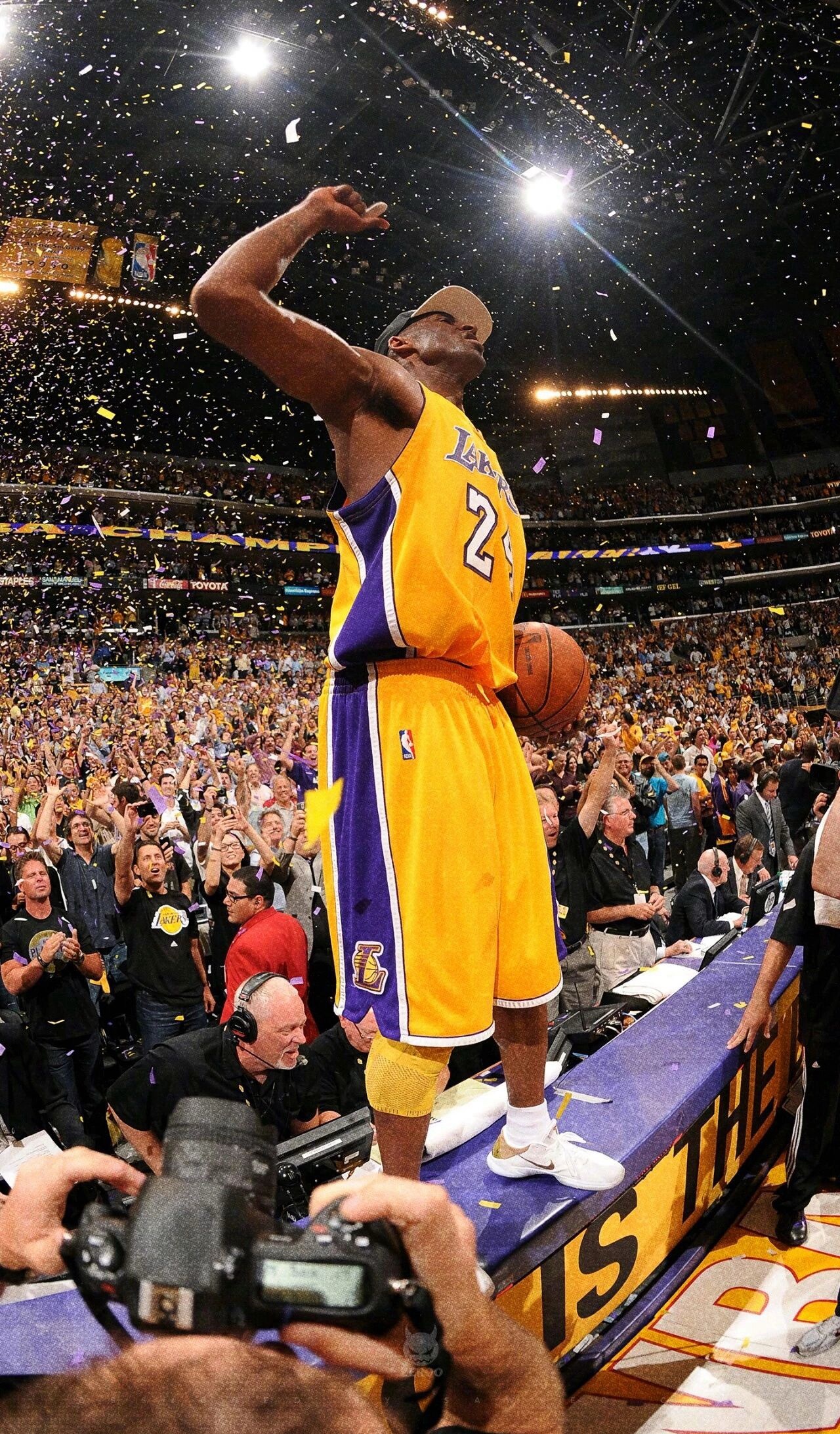 去做你害怕的事，害怕自然就会消失，拿得起，放得下。有时候，我们执着什么，往往就会