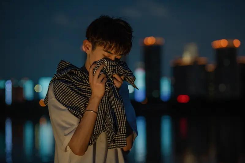 小伙健身被教练骂“头发娘化、肚子怀孕”：花钱找罪受，这叫指导还是羞辱？
 
你敢