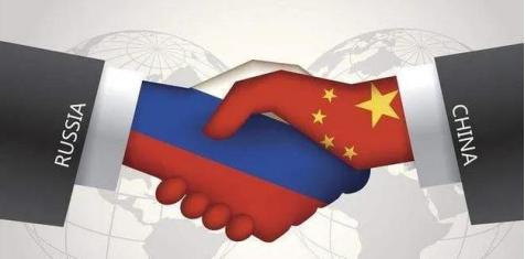 路透社报道，俄罗斯用易货贸易换取中国产品，以避免西方制裁。通过两个贸易渠道发现的