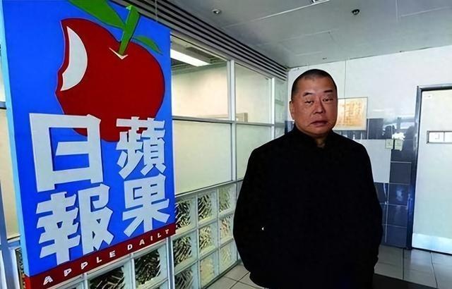 中美连谈两天，磋商在巴黎举行，美国后退一步，求中方释放黎智英

黎智英1947年