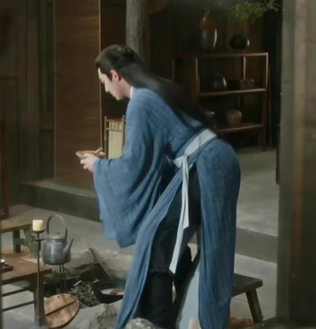 #行止玱玹涂山璟腰身对比#论行止神君、涂山璟和玱玹的腰身对比🈶几位帅哥的屁股都