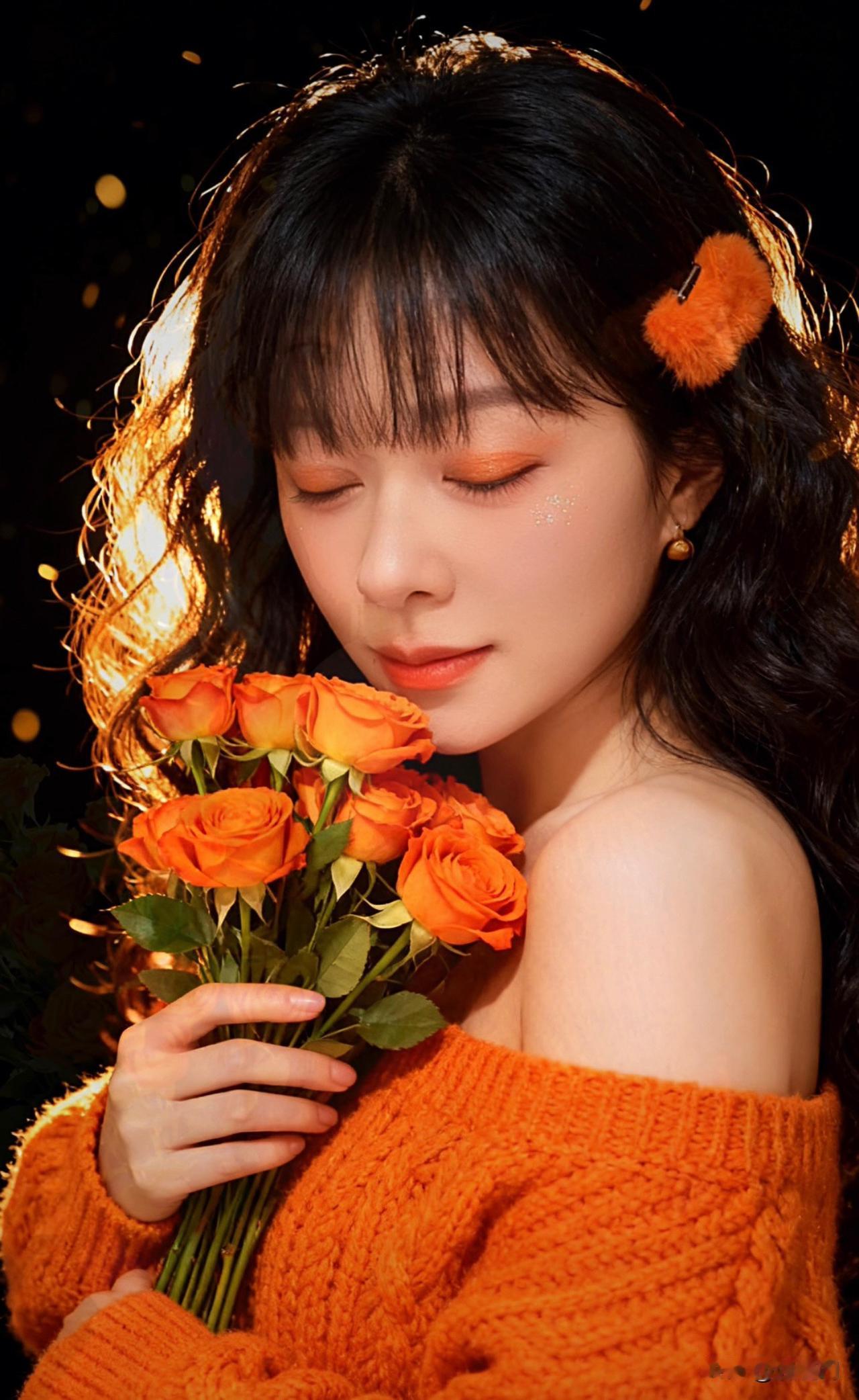 热死在厦门的春天里哦！
今天厦门23度呢！
街上穿什么衣服的都有！
外套的、短袖