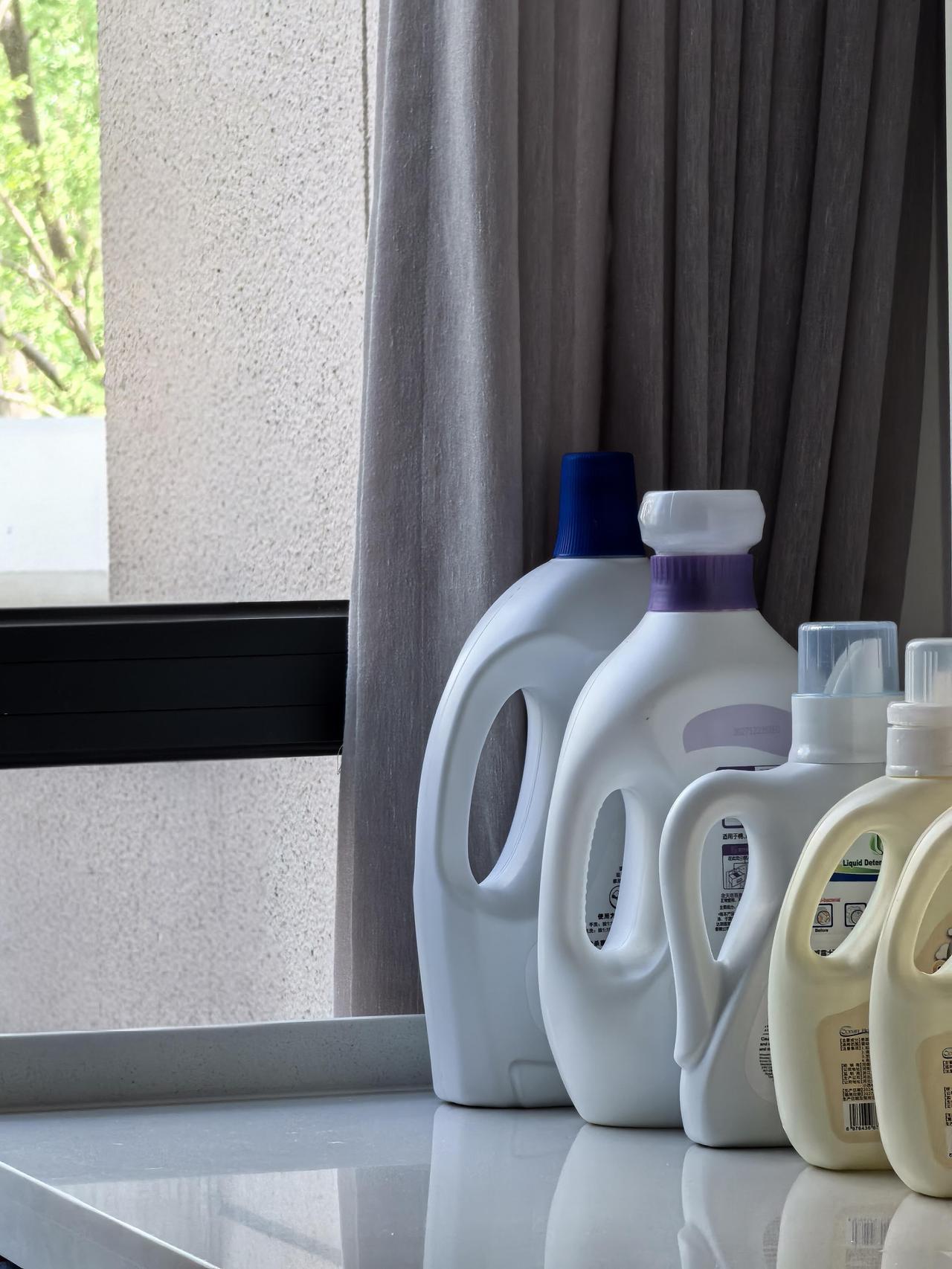 河南一女生晒出自己干净整洁的家，看起来很舒服，没有过多的物品，非常值得学习！
