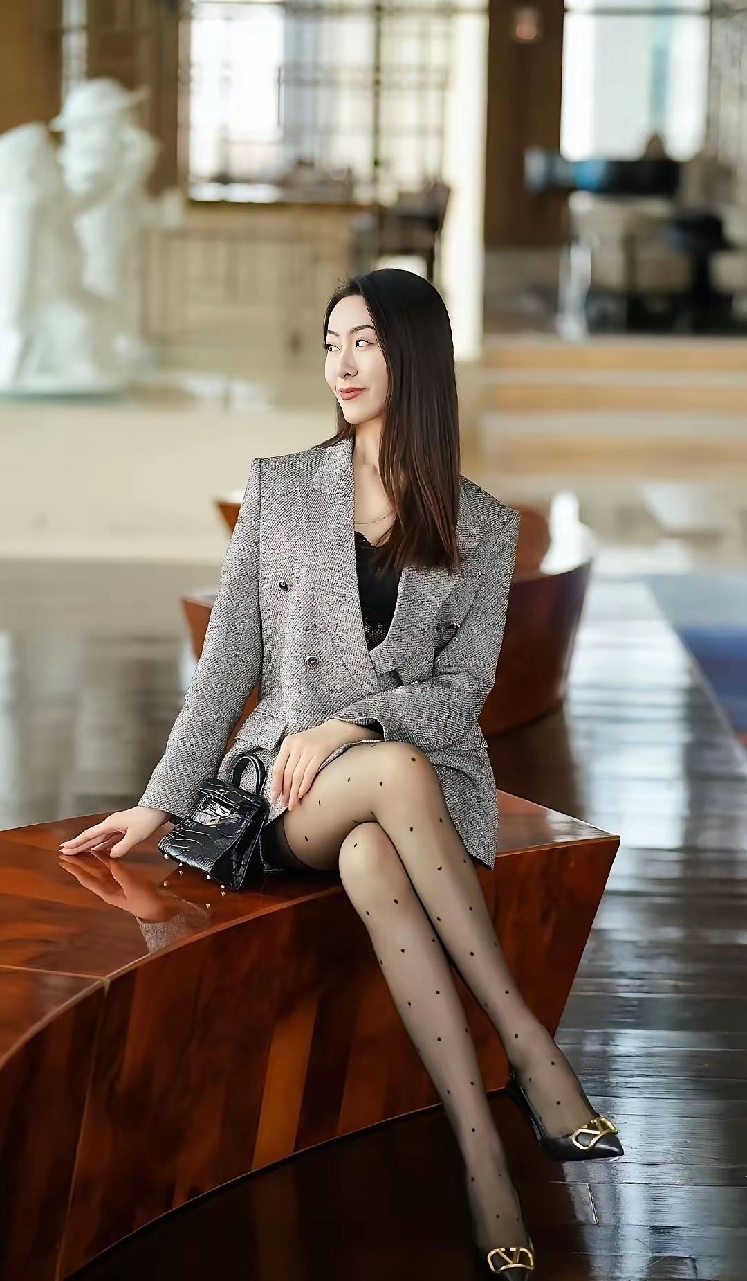 大家闺秀风范（无不良引导）