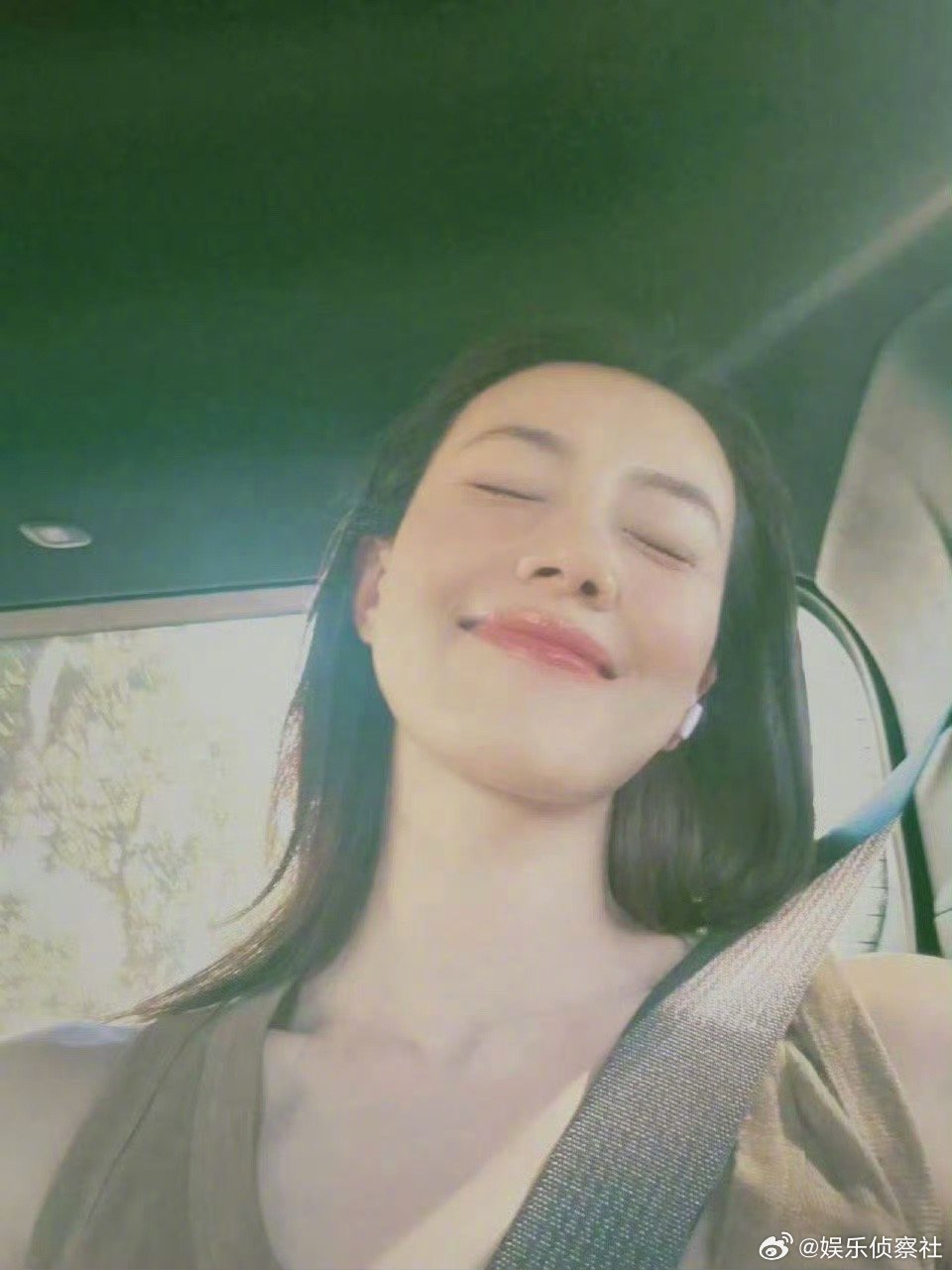 高圆圆姐姐真的好美😍自拍🤳好好看啊😻 ​​​