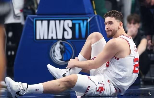 火箭中锋一伤一归！申京预计休战10-14天，亚当斯复出首发

赛前火箭主帅乌度卡