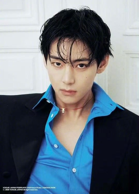 金泰亨 v金泰亨 1230生日快乐 十二月的最后钟声里，当冬日最深的寒冷拥抱大地