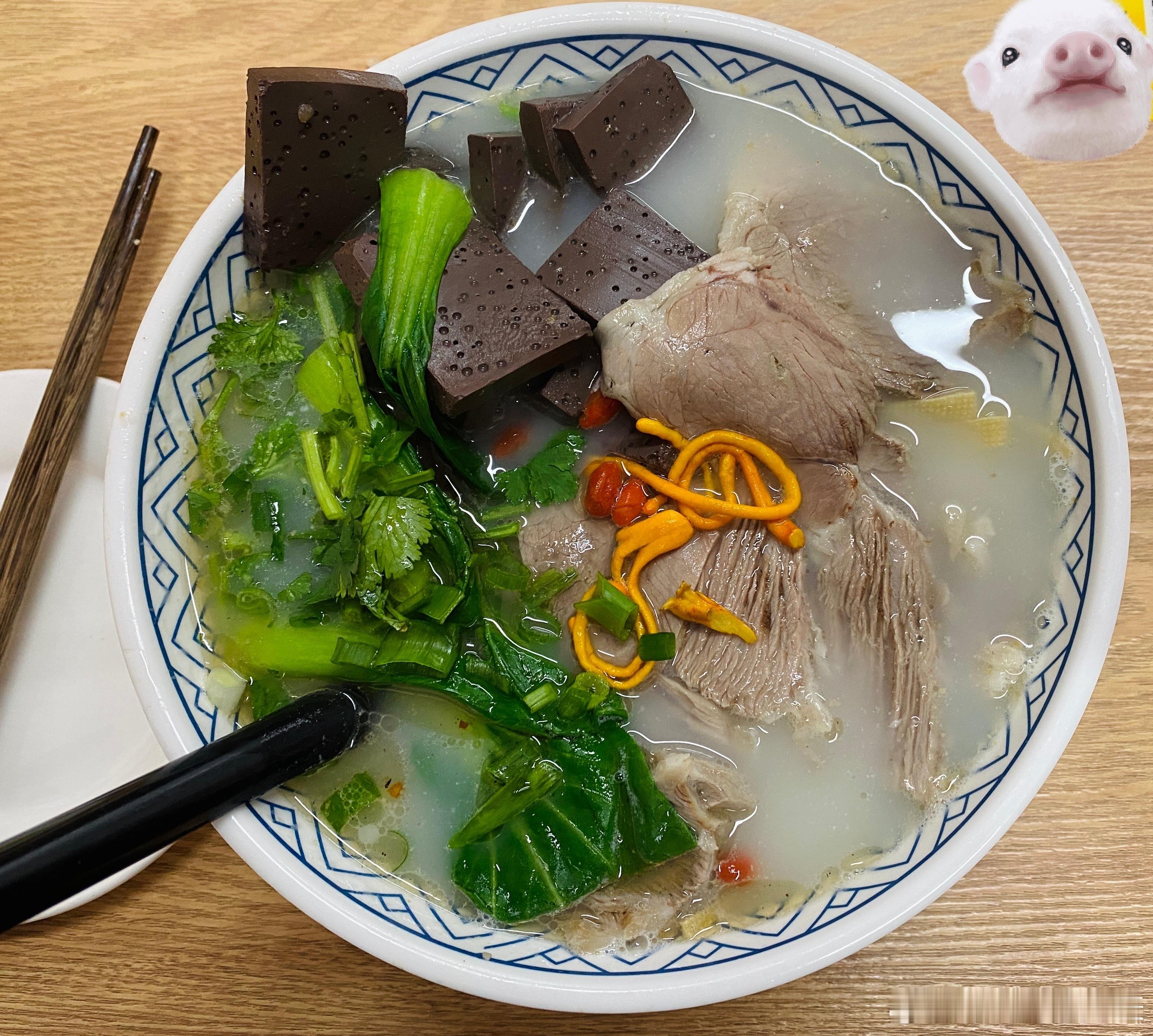 脂肪肝少吃主食还是少吃肉  健闻登顶计划  在饮食能量摄入＝消耗的前提下，碳水不